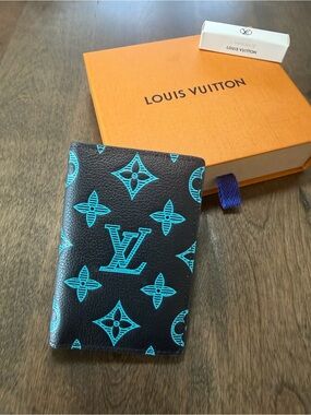 Louis Vuitton Men’s Black & Turquoise Monogram Pocket Organizer